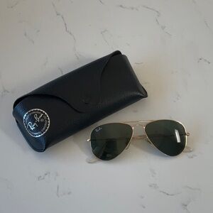 Ray-Ban Aviator Gold Sunglasses - Small